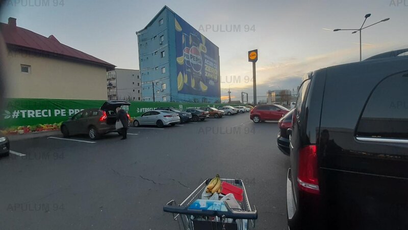 Spatiu 300mp Otopeni la etajul 3 - stradal, chiar langa Lidl